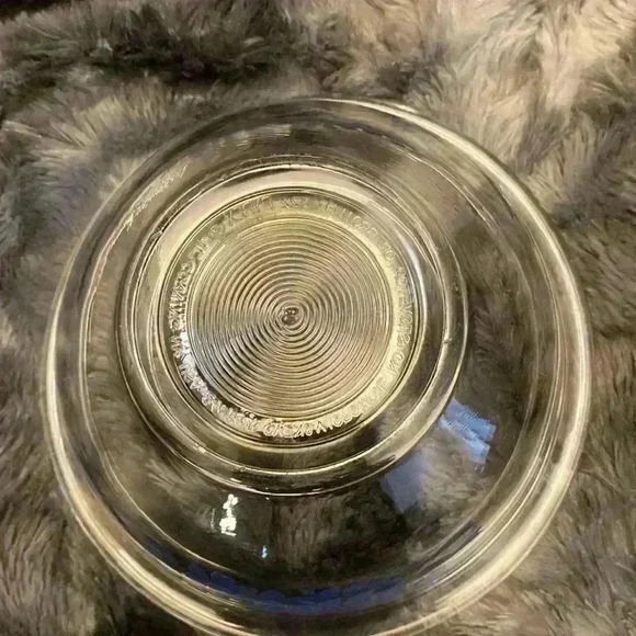 Pyrex clear glass vintage MCM nesting mixing bowls with blue ribbons & flowers. - Picture 10 of 15